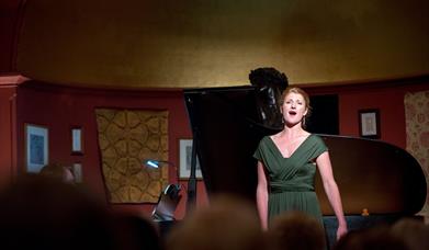 Callie Gaston performing