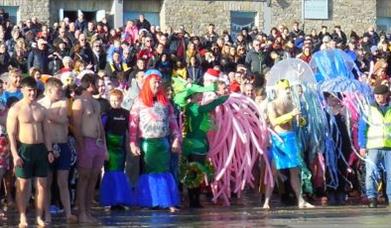 Lyme Lunge New Years Day event