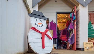 Artisans On The Beach pop up Christmas market in Swanage